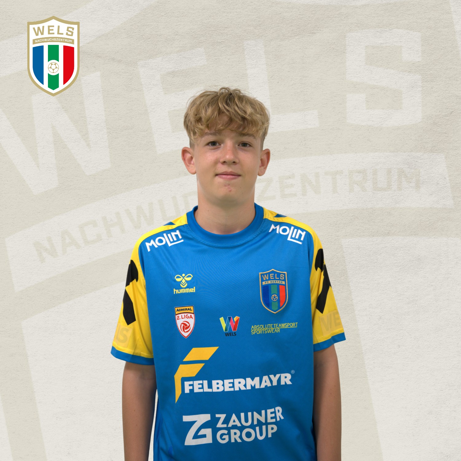 13 | Julian Schelenz