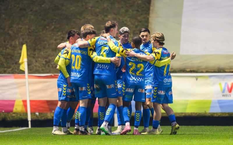 WELS,AUSTRIA,27.FEB.26 - SOCCER - ADMIRAL 2. Liga, FC Hertha Wels vs Admira Wacker. Image shows the rejoicing of Wels with Marek Svec (Wels). Photo: GEPA pictures/ Christian Moser