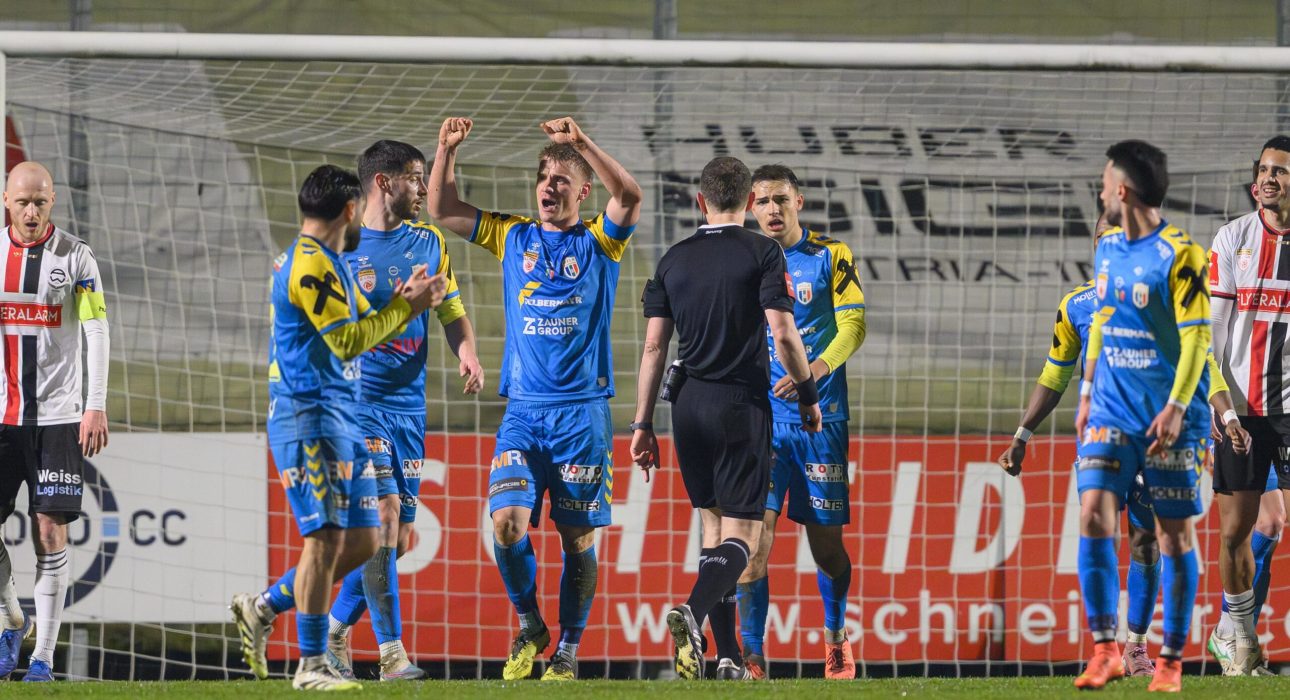 WELS,AUSTRIA,27.FEB.26 - SOCCER - ADMIRAL 2. Liga, FC Hertha Wels vs Admira Wacker. Image shows the rejoicing of Wels. Photo: GEPA pictures/ Christian Moser
